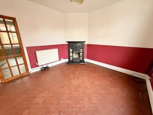 Photo 1- click for photo gallery